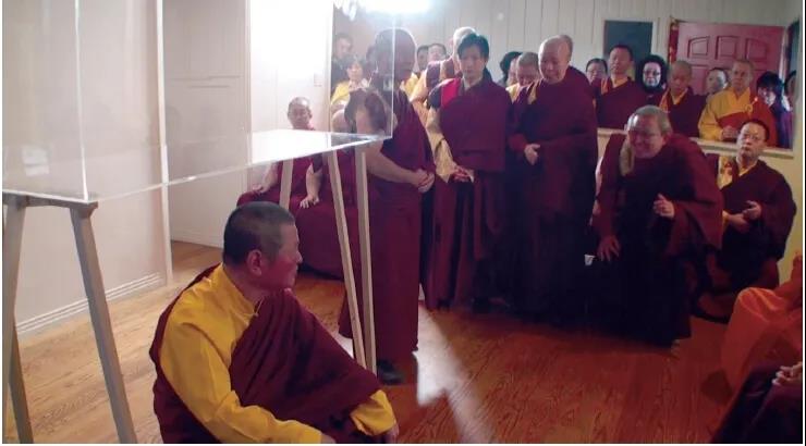 《揭开真相》(二十二)天上的云突然掉到树尖