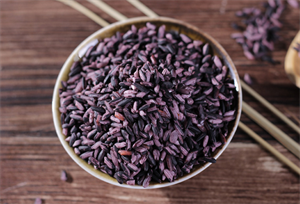 紫米被称“补血米”、“长寿米”,七种新吃法,活血又养颜