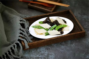 春吃豆胜过肉,常吃驻年轻!