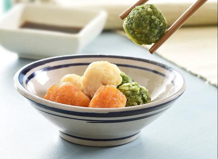 三色蔬菜丸子 | 芹菜, 杏鲍菇, 豆腐, 胡萝卜, 营养均衡香喷喷